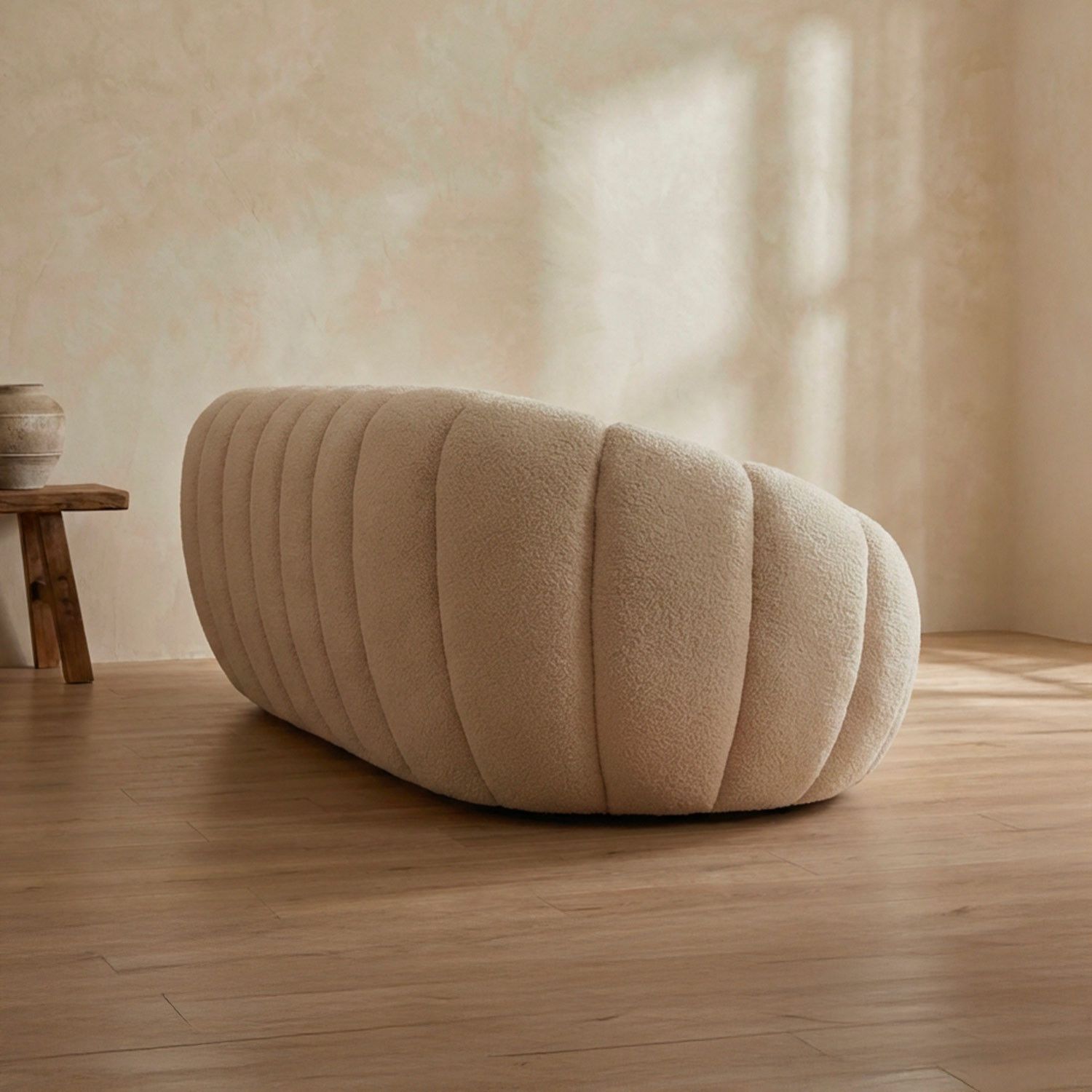 Horsens 3-personers Sofa – Skallsdesign, Creme Bouclé Stof - Billede 4